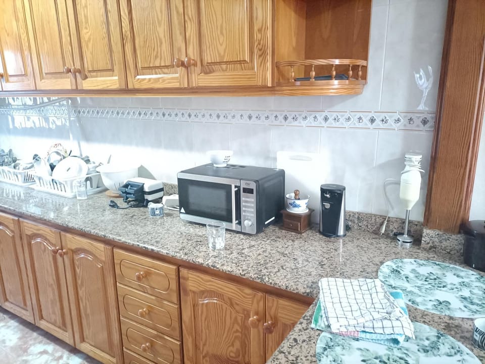 Coffee/tea facilities, Kitchen or kitchenette