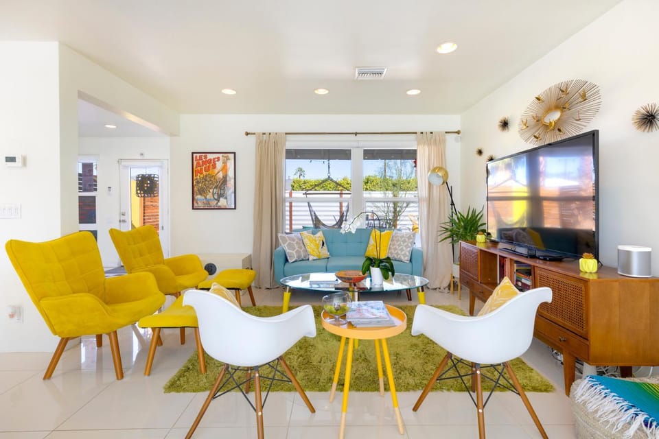 Amarillo House - Luxury Home with Pool & Spa House in Palm Springs