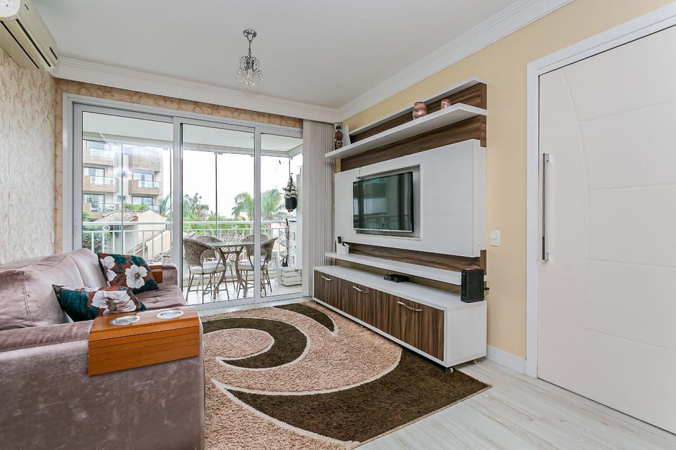 Communal lounge/ TV room, TV and multimedia, Living room