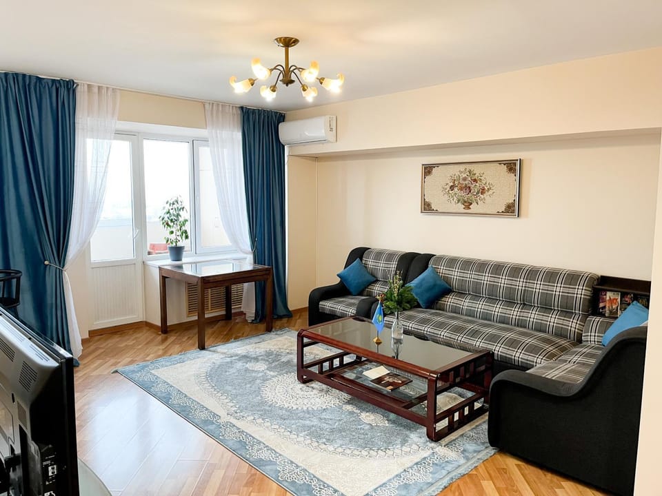Золотой квадрат 60 кв2 Apartment in Almaty