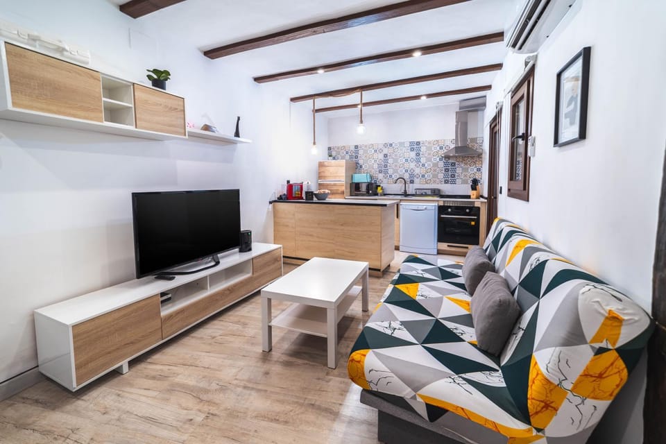 Kitchen or kitchenette, Living room