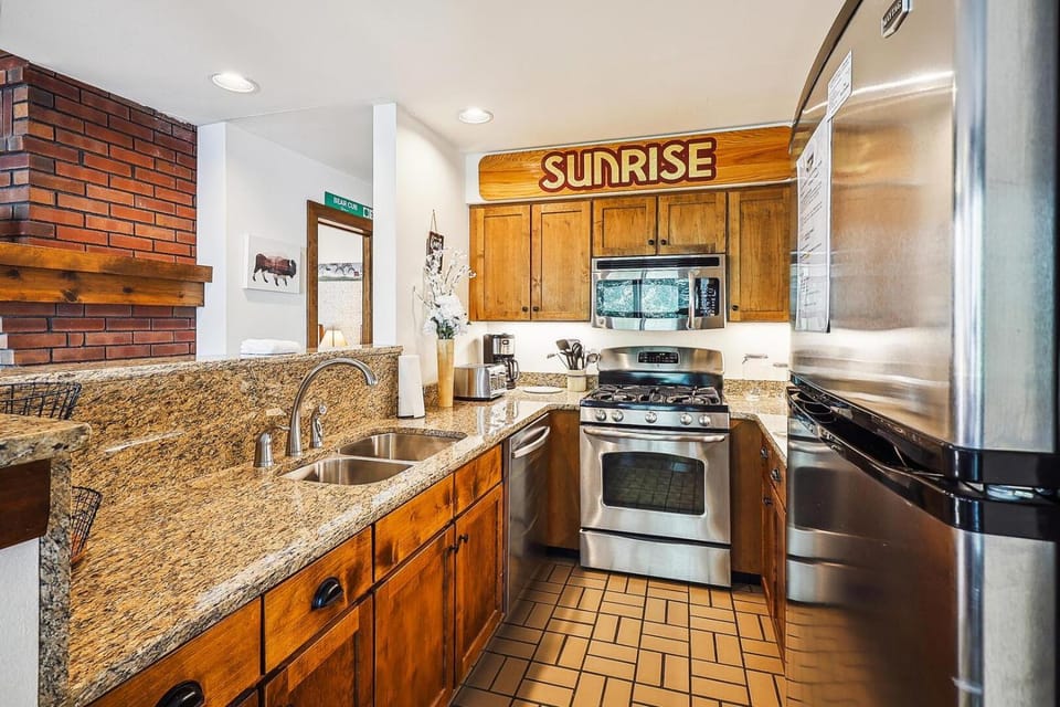 Sunrise Highlander L2 House in Mendon
