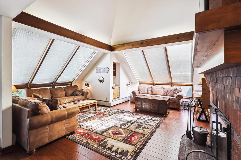 Sunrise Highlander L2 House in Mendon