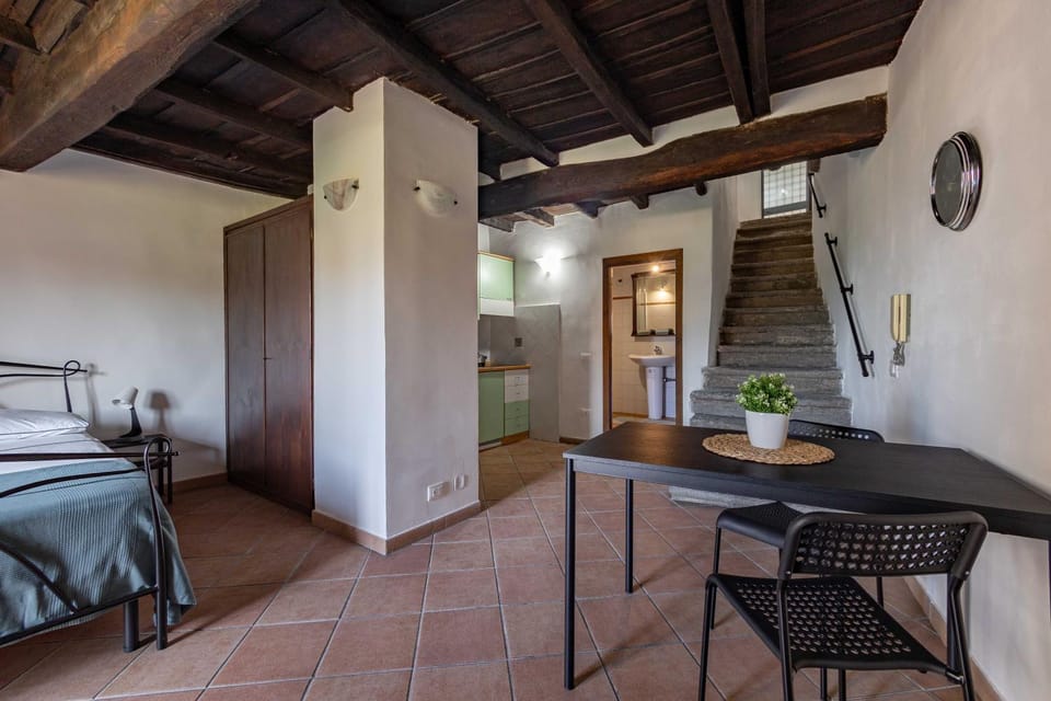 Bed, Bathroom, Living room, Seating area, Dining area, Lunch, Lunch, wardrobe, kitchen