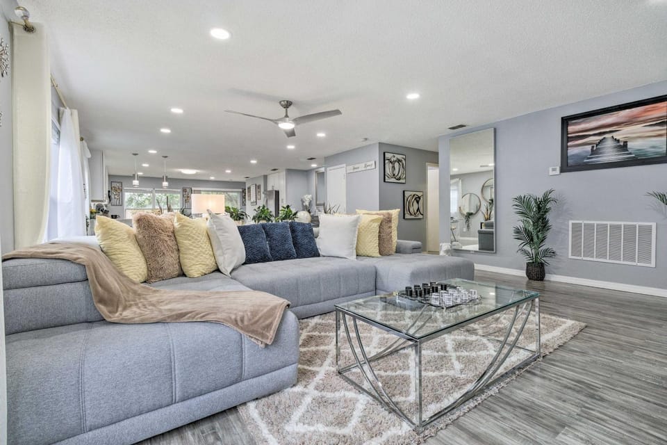 Chic Orlando Family Getaway w/ Fenced Yard! House in Pine Hills