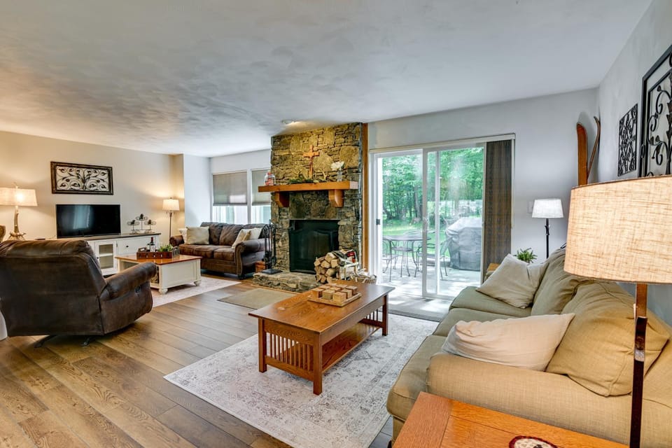 'The Padres' Place' Located in a 4-Season Resort House in Pennsylvania