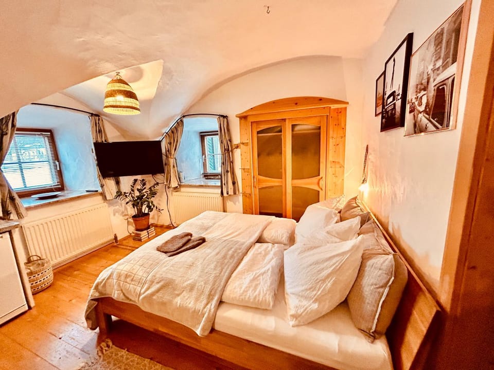 TV and multimedia, Bedroom