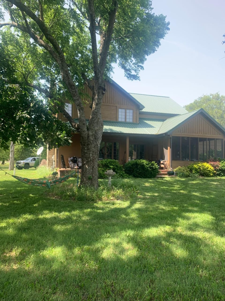 Property building, Day, Garden, Garden view