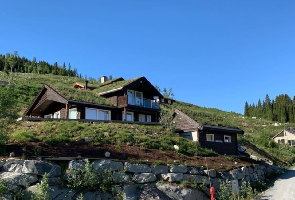 Fjelltun Lodge House in Vestland
