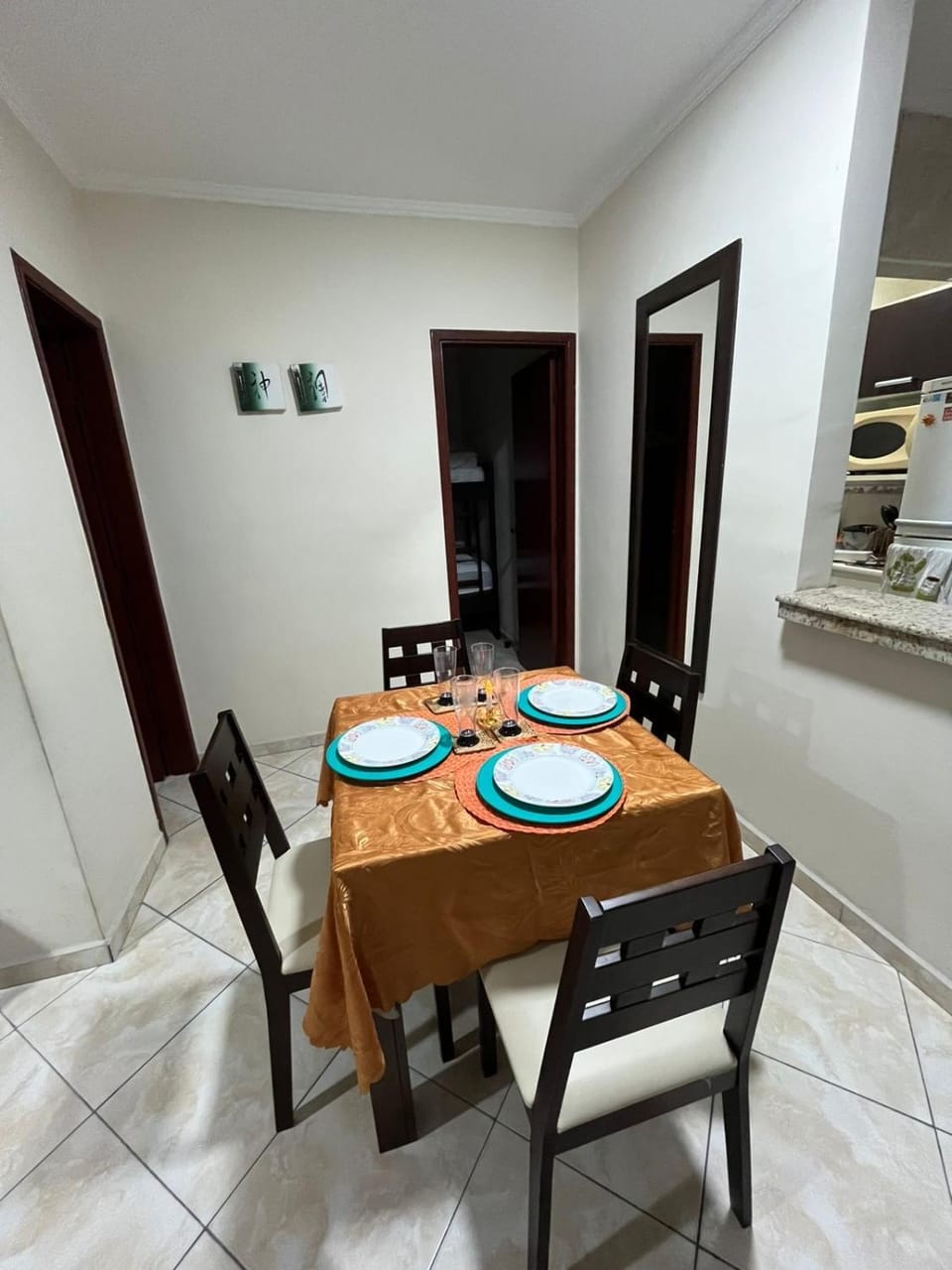Apto a 50m da praia, com ar condicionado, wifi , portaria 24h Apartment in State of São Paulo