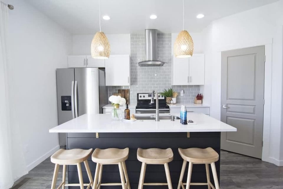 The Bella! West Nampa Private 3 Bedroom Home House in Caldwell