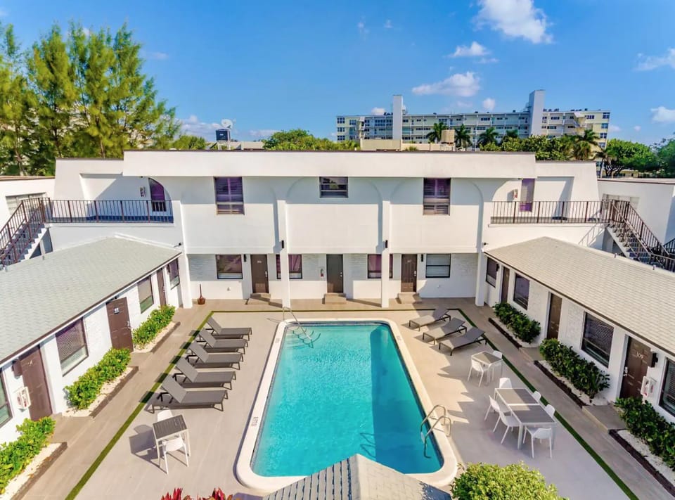Property building, Pool view, Swimming pool