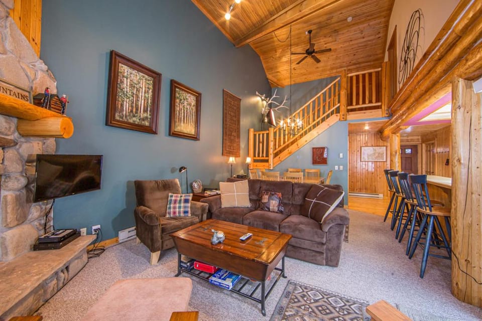 Blue Grouse #4 House in Big Sky