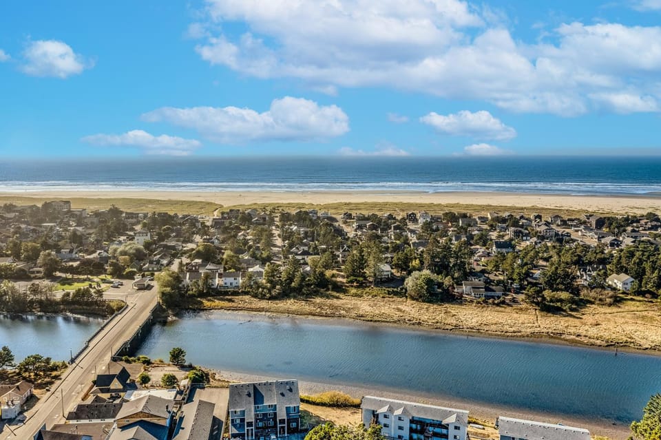 The Sea Lion Hotel in Seaside