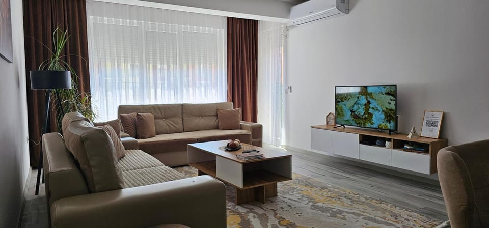 TV and multimedia, Living room, air conditioner