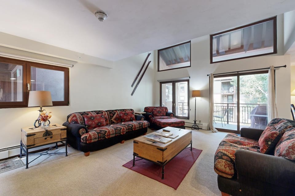 Lions Ridge Retreat Apartment in Vail