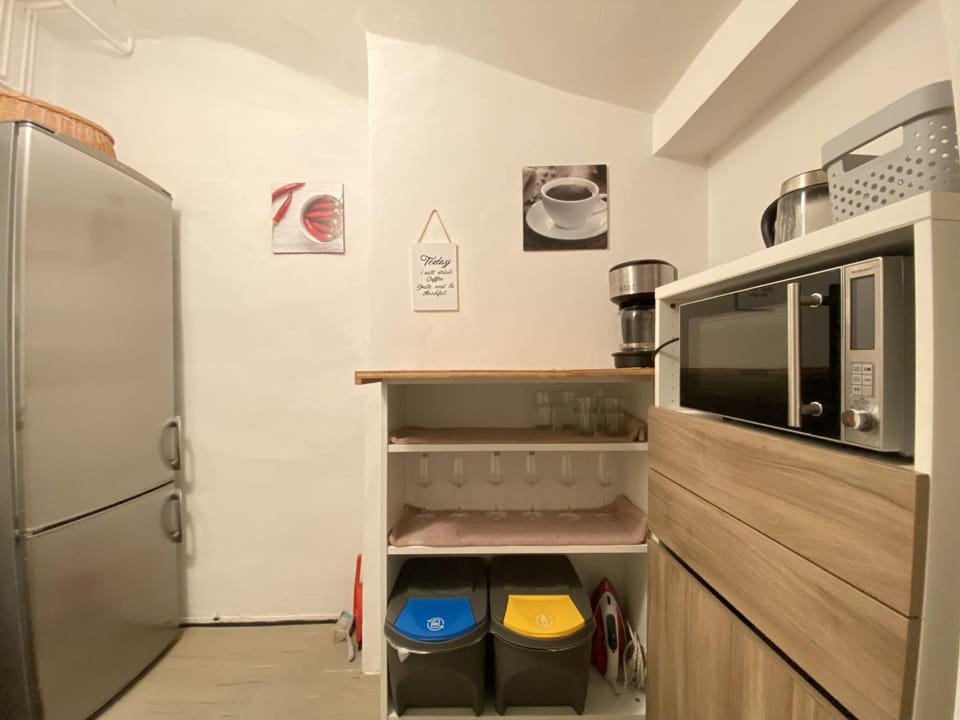 Coffee/tea facilities, minibar