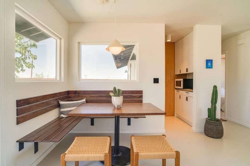 Casa Demesne - Mod Pool - Outdoor shower - 10 min to National Park House in Joshua Tree