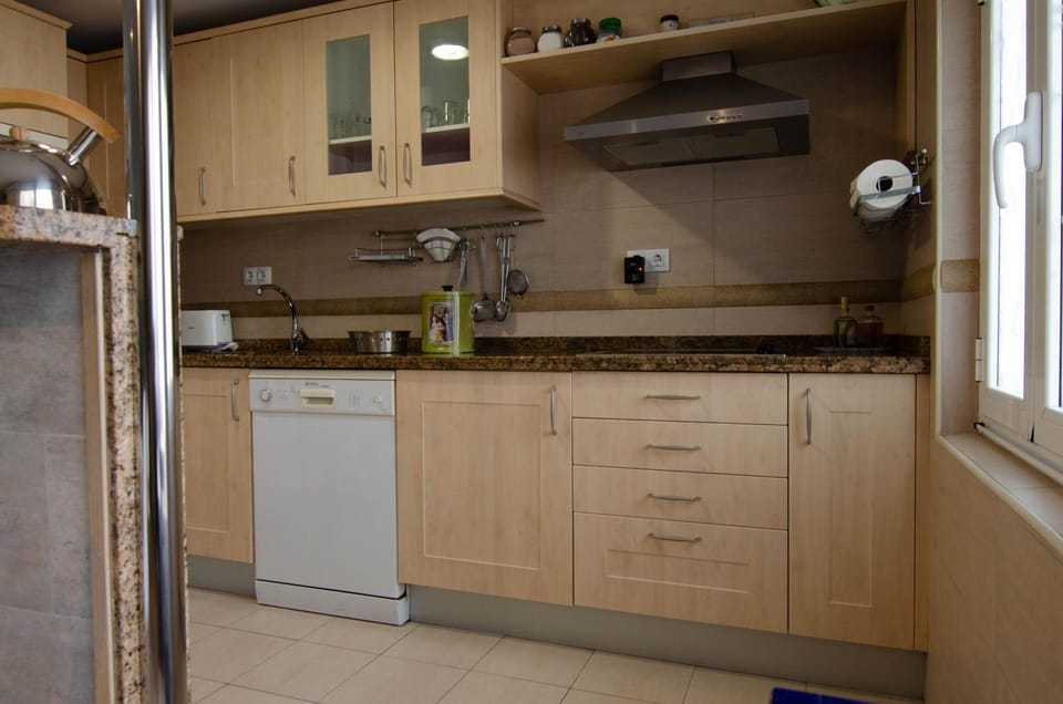 DOMUS SALAMANCA. MELCHOR CANO. Centro. 4 dormitorios Apartment in Salamanca
