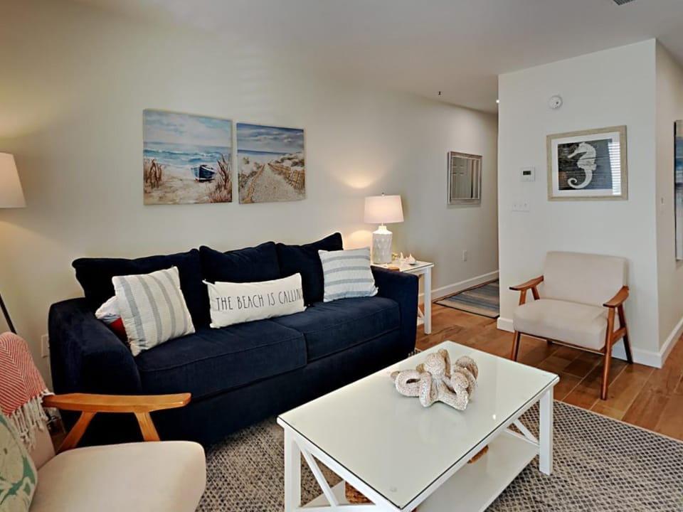 Living room, Seating area, furniture