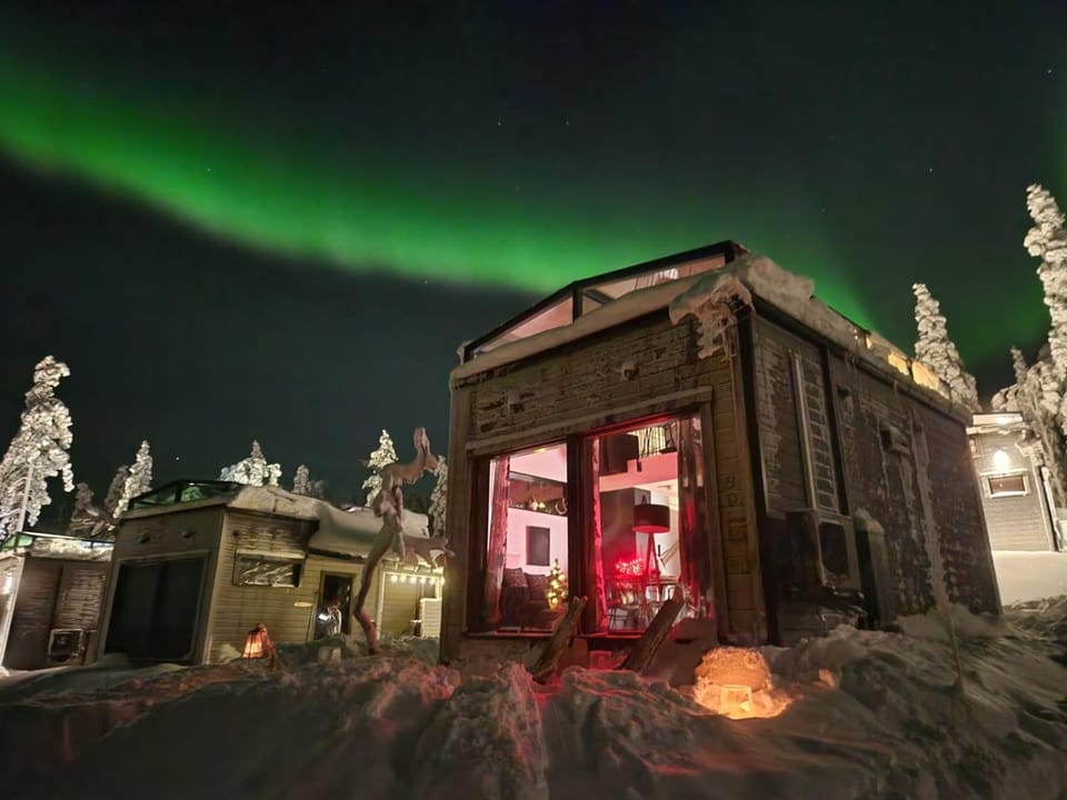 Levi Secret Igloo Ruska Chalet in Lapland