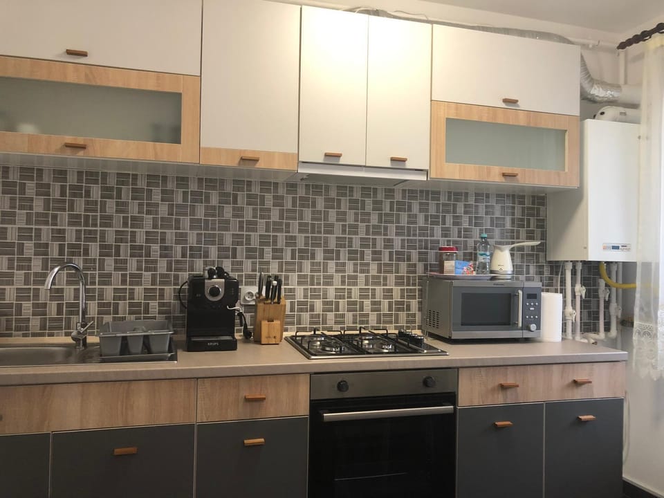 David&Rebeca Apartment in Bucharest