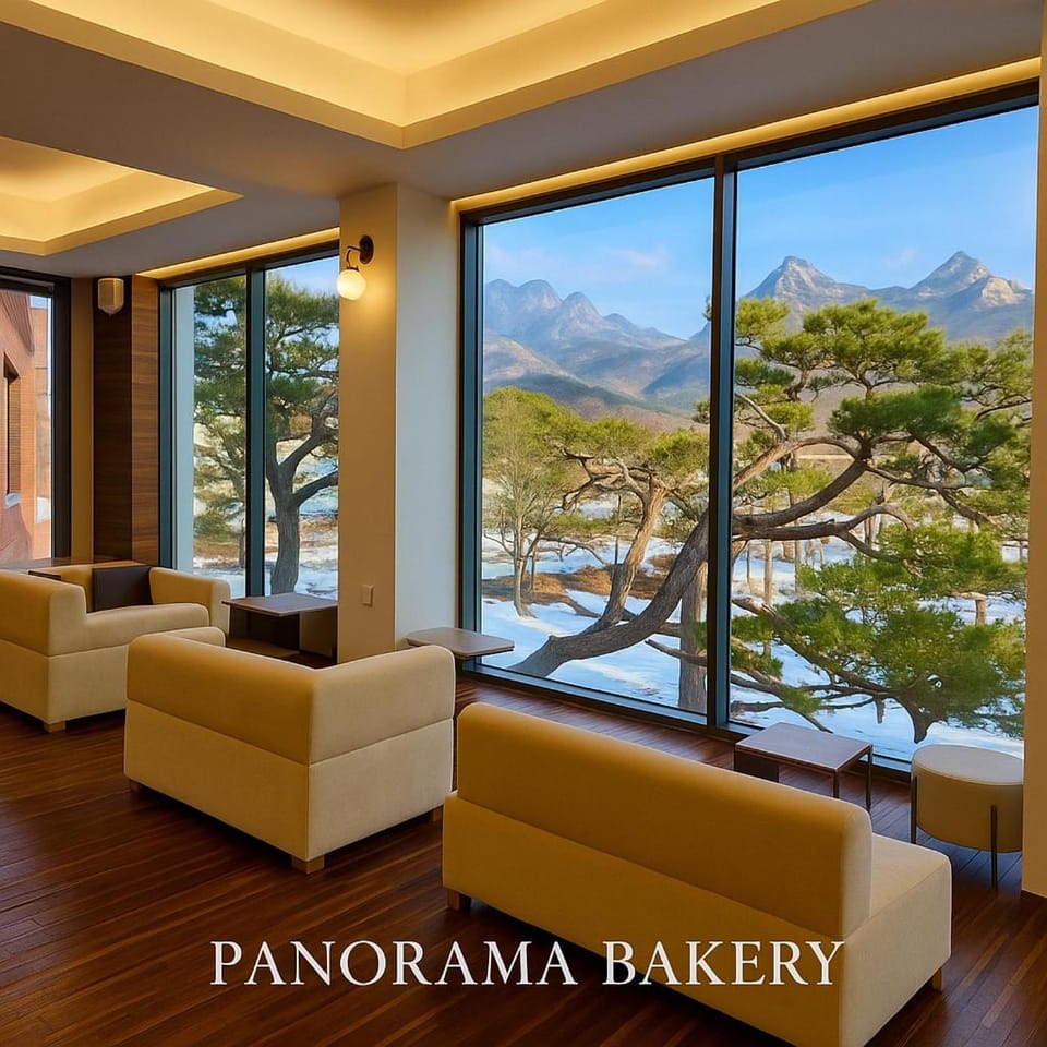 View (from property/room), Landmark view, Landmark view, Mountain view, Mountain view