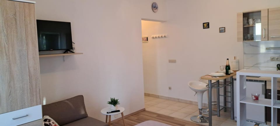 Studio apartman I&R Apartment in Okrug Gornji