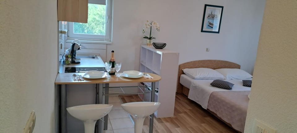 Studio apartman I&R Apartment in Okrug Gornji