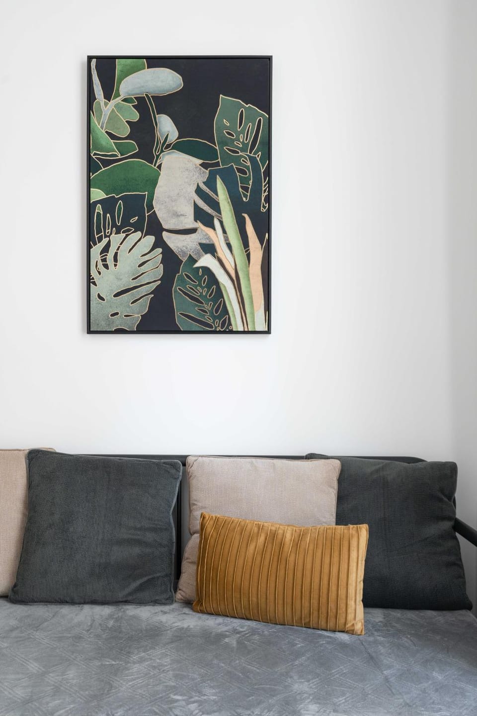 Living room, Decorative detail