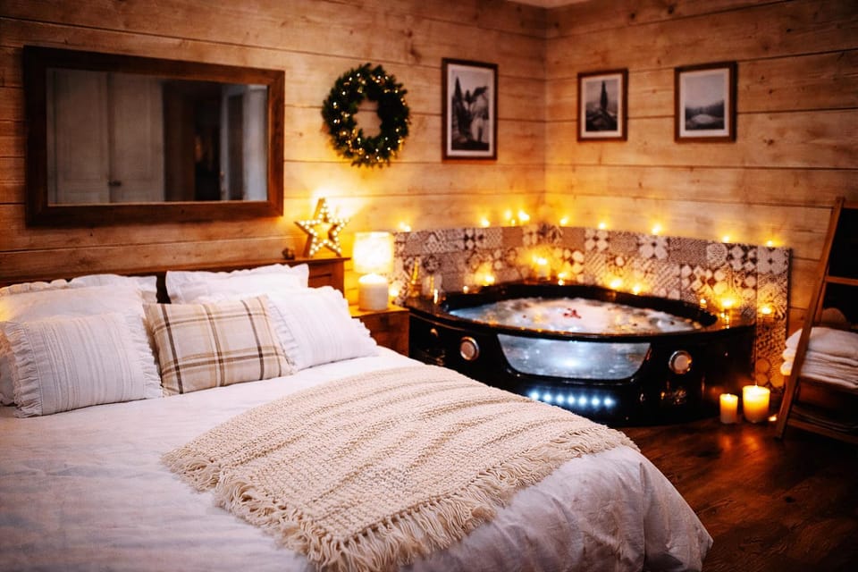 Le Chalet romantique en montagne, SPA, Écran cinéma, Lit king size, day use, 5min centre Apartment in Normandy