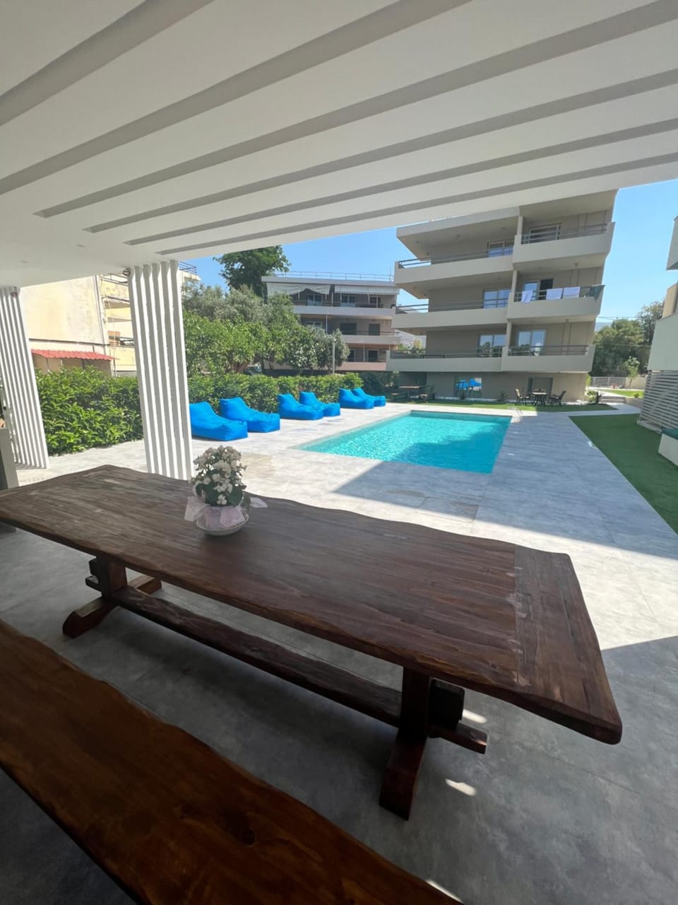 Day, View (from property/room), Pool view, Swimming pool, sunbed
