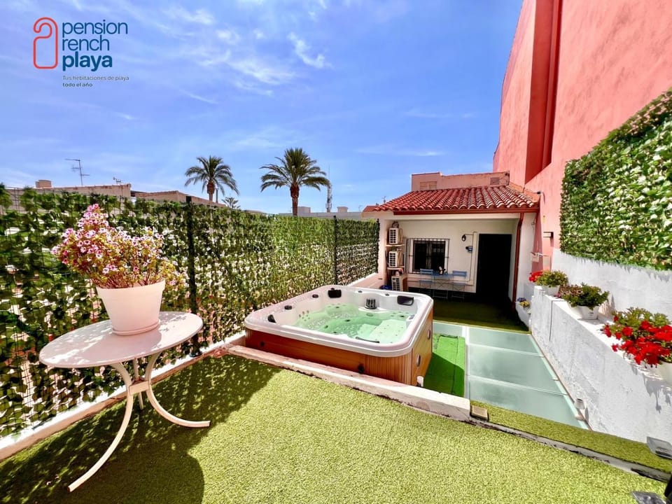Pensión RENCH Vacation rental in Alcossebre