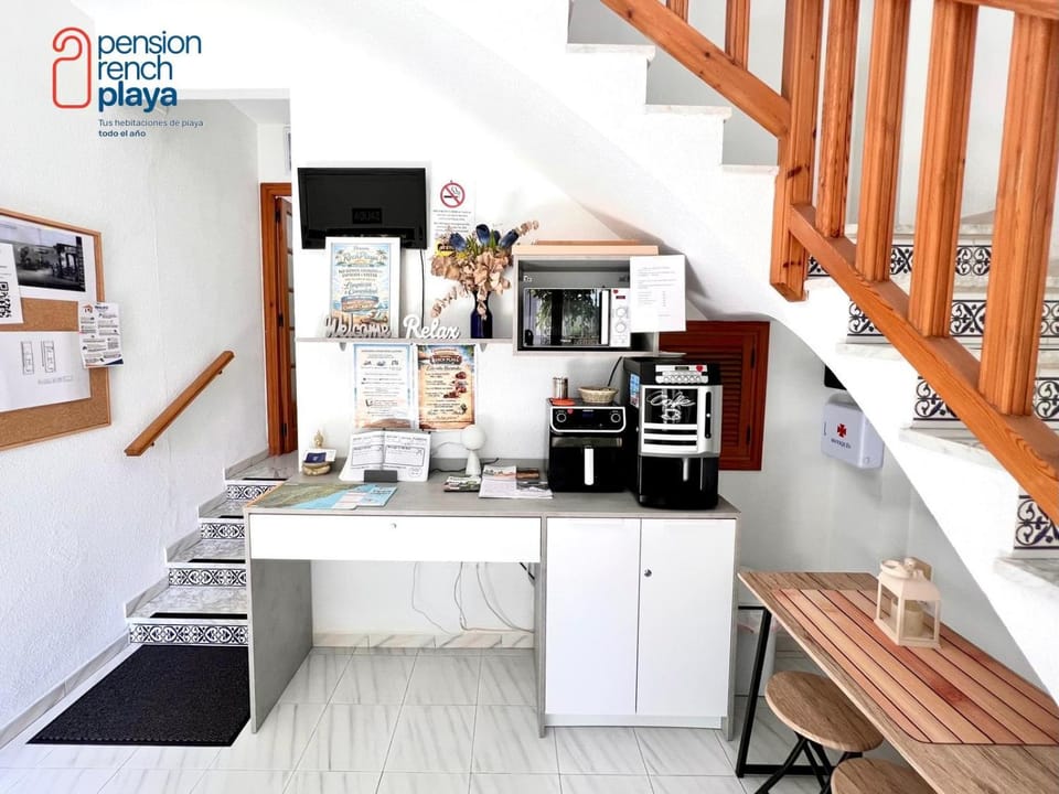 Area and facilities, oven, toaster
