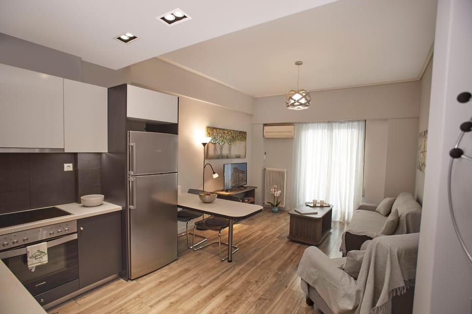 Kitchen or kitchenette, Living room, Dining area, pet friendly
