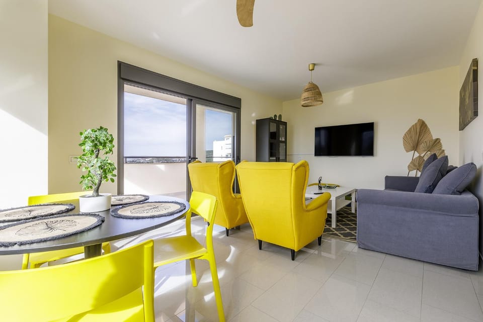 A&N Luxury Penthouse with Panoramic Terrace & Pool Apartment in Torre del Mar