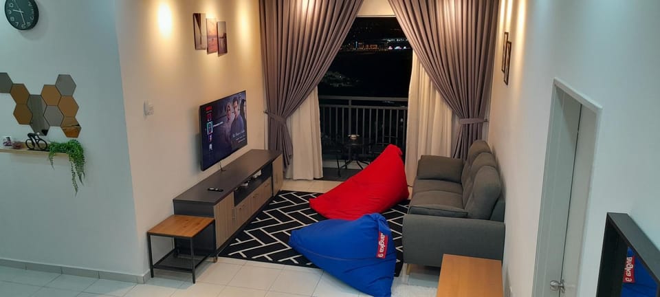 Living room, Evening entertainment