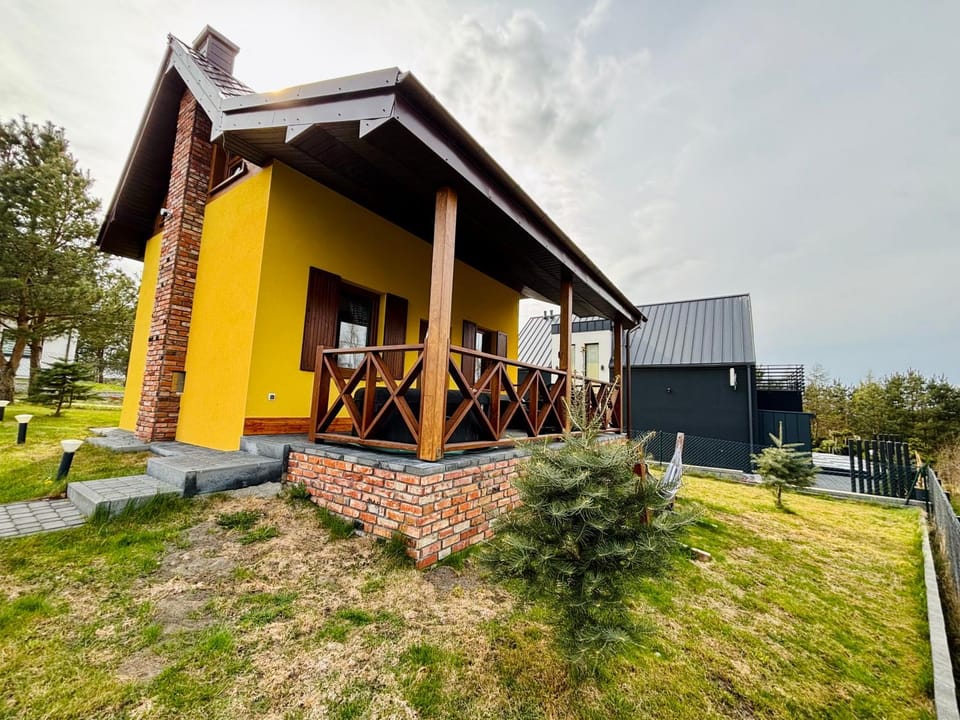 Brzozowe Wzgórze z jacuzzi i rowerami Villa in Pomeranian Voivodeship