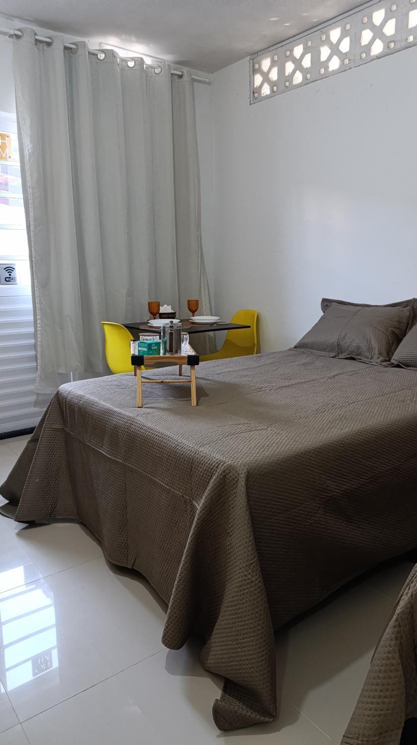 Photo of the whole room, Bedroom