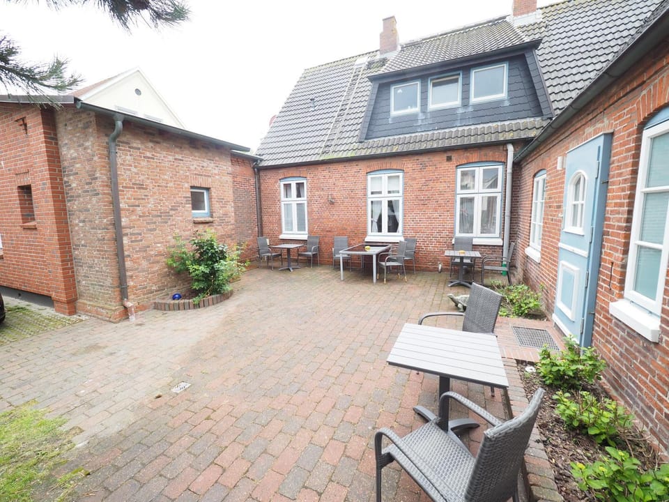 Haus Neptun App. 5 Apartment in Westerland
