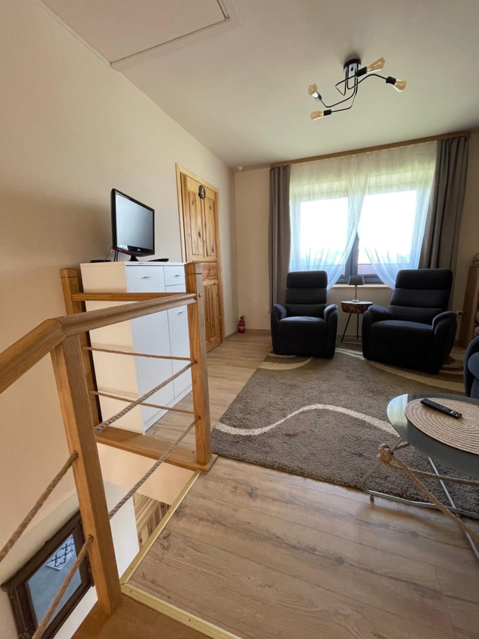 Communal lounge/ TV room, Communal lounge/ TV room, TV and multimedia, Living room, Seating area, Evening entertainment