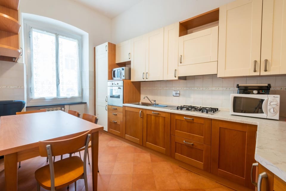 Kitchen or kitchenette, kitchen