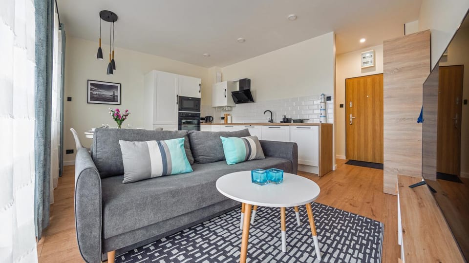 Kitchen or kitchenette, Living room, Seating area