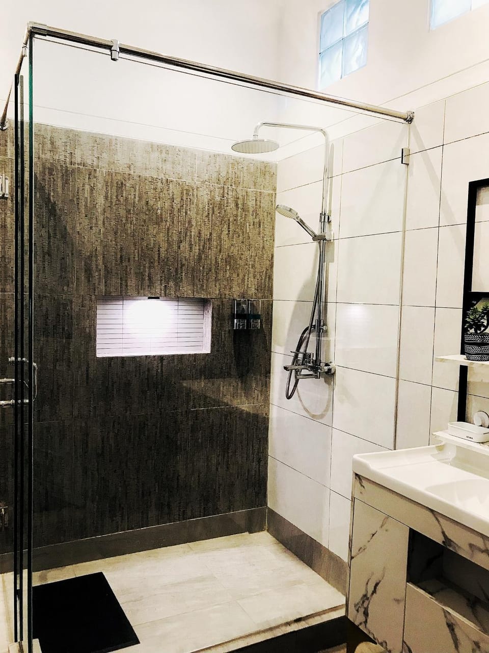 Shower, Bathroom