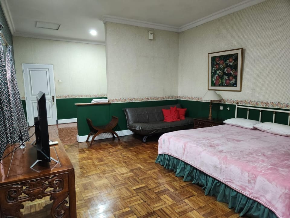 Kulem Gempol Bed and Breakfast in Bandung