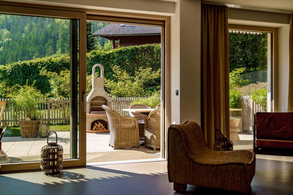 BBQ facilities, Balcony/Terrace