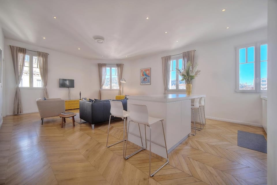 REF 909 - Cannes Back Croisette - Apartment for rent Apartment in Cannes