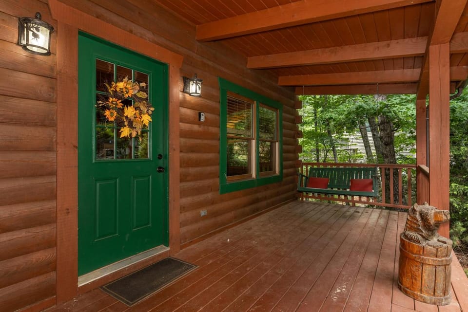Hurricane Hideaway - Powder Horn Mountain House in Watauga