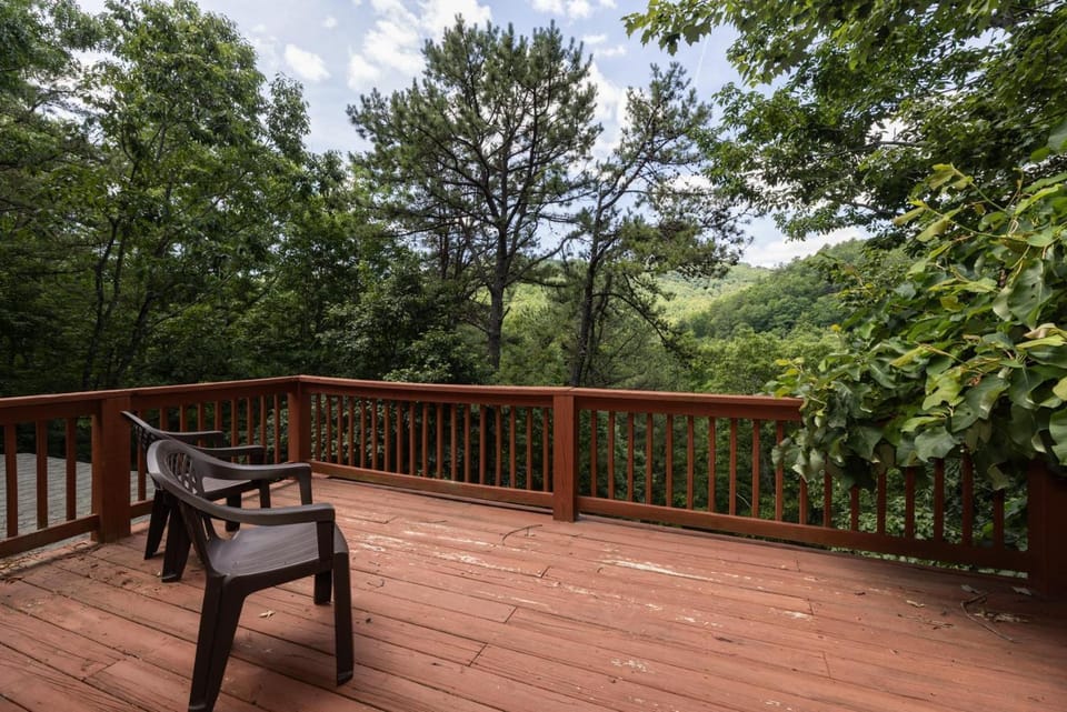 Hurricane Hideaway - Powder Horn Mountain House in Watauga
