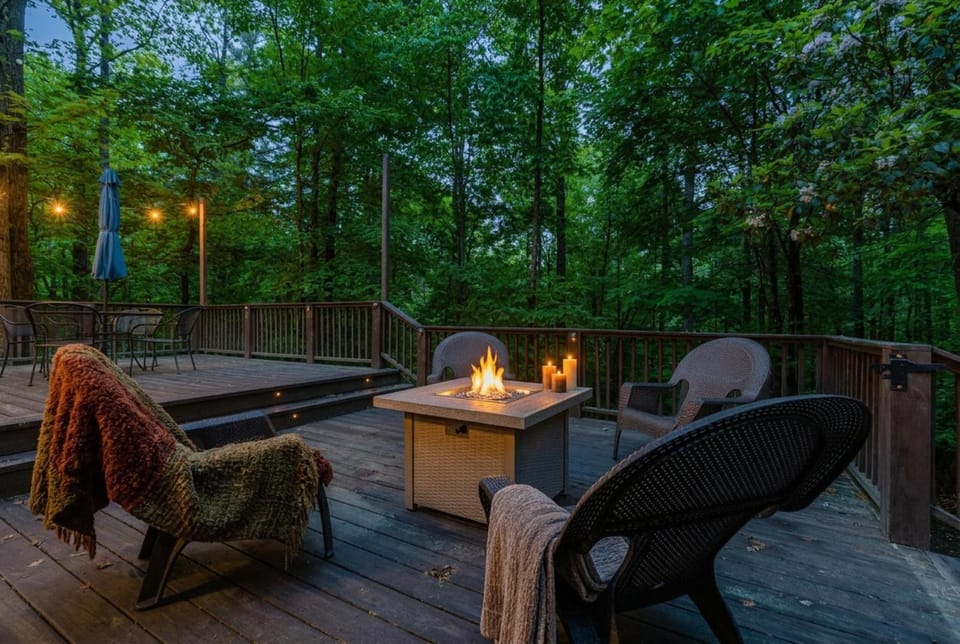 Camp Sasquatch - Powder Horn Mountain House in Watauga